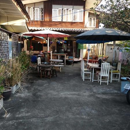 Samlanjed Guesthouse 치앙마이 외부 사진